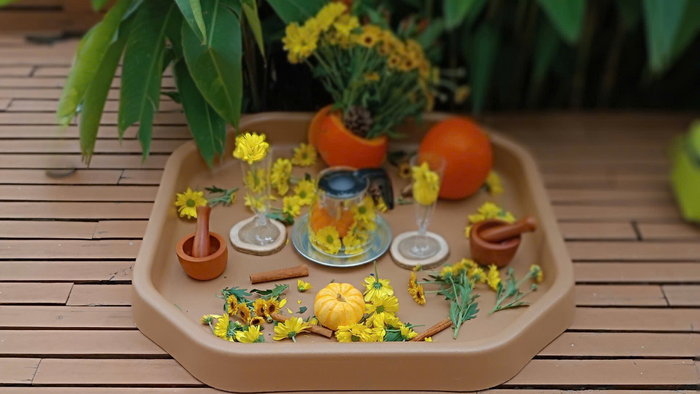 Brown Reggio Tuff Tray 